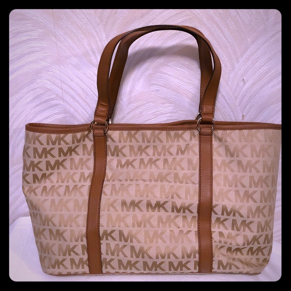 Michael Kors Tote